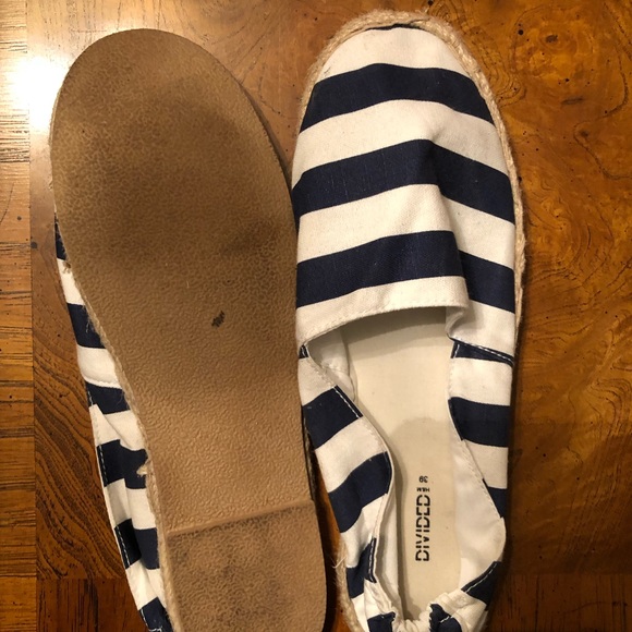 Fabric Flats - Picture 2 of 4